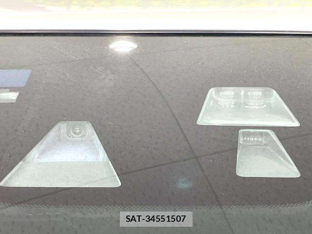Mazda AXELA SPORT 2015-01 8648283-6