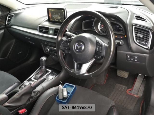 Mazda AXELA SPORT 2014-01 8648718-2