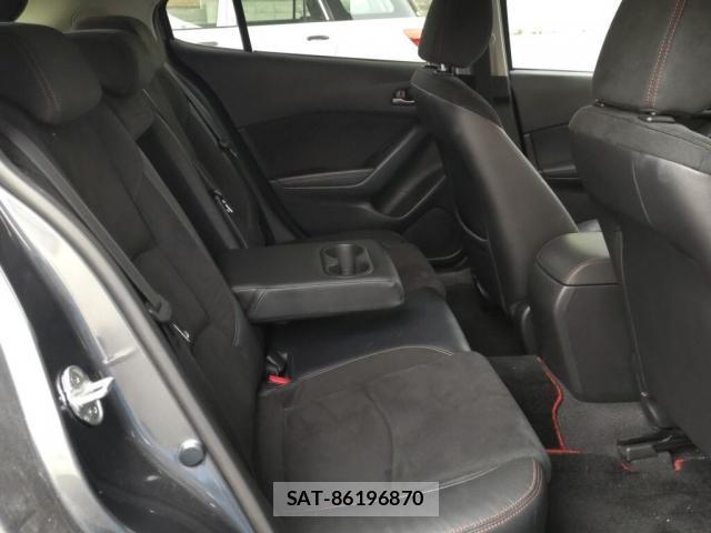 Mazda AXELA SPORT 2014-01 8648718-3
