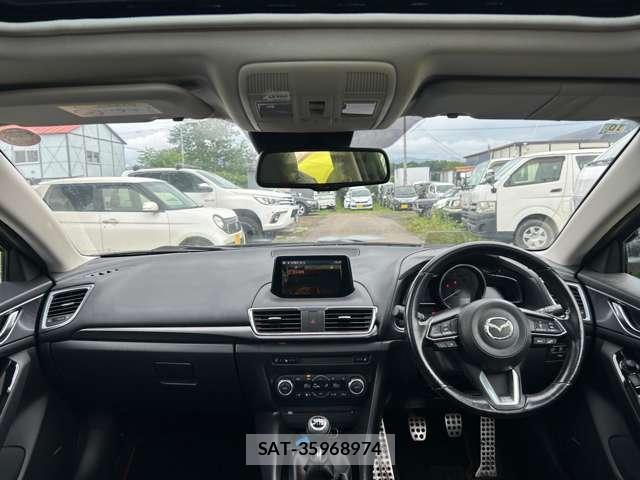 Mazda AXELA SPORT 2016-09 8651761-19