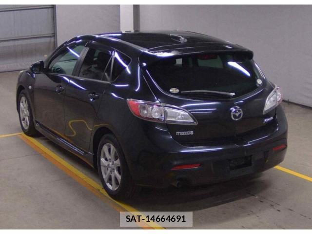 Mazda AXELA SPORT 2011 8652243-1