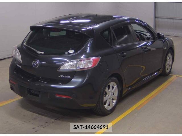 Mazda AXELA SPORT 2011 8652243-4