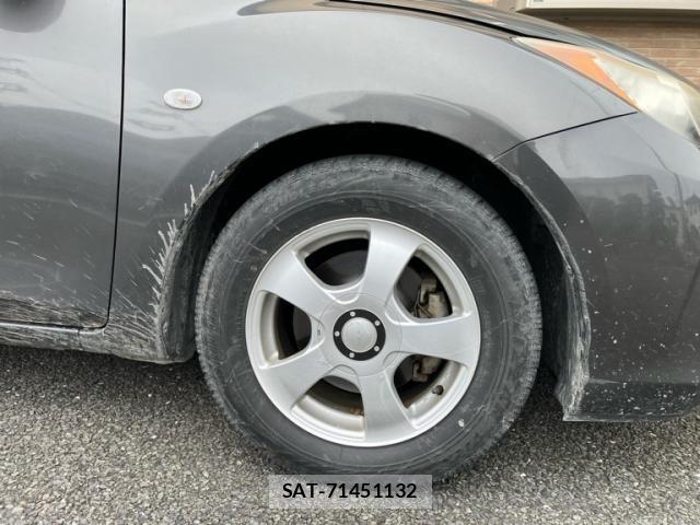 Mazda AXELA 2013-02 8648387-12