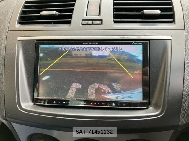 Mazda AXELA 2013-02 8648387-19