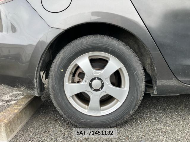 Mazda AXELA 2013-02 8648387-3