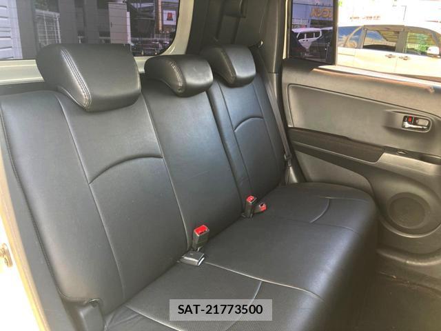 Toyota BB 2013-02 8648214-11