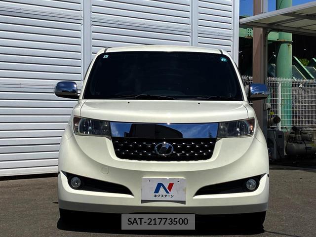 Toyota BB 2013-02 8648214-14