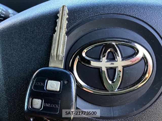 Toyota BB 2013-02 8648214-7