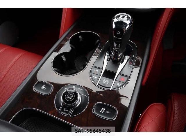 Bentley BENTAYGA 2016-12 8650873-17