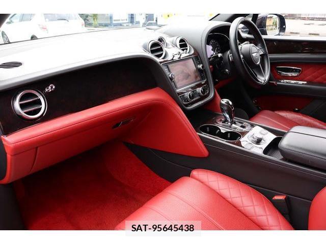 Bentley BENTAYGA 2016-12 8650873-19