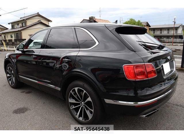 Bentley BENTAYGA 2016-12 8650873-4