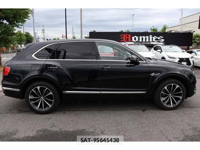 Bentley BENTAYGA 2016-12 8650873-7