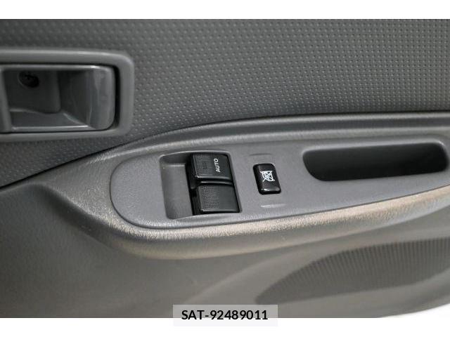 Mazda BONGO VAN 2015-01 8652884-17