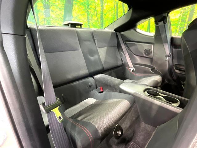 Subaru BRZ 2016-08 8647446-8