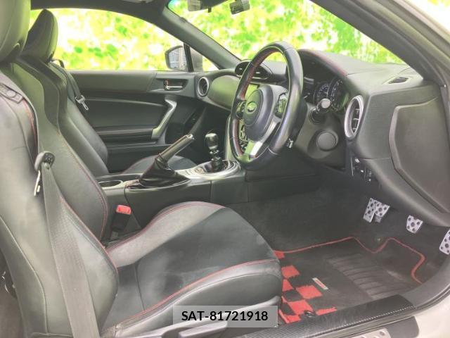 Subaru BRZ 2017-01 8647957-3
