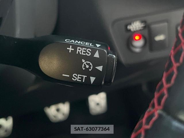 Subaru BRZ 2017-12 8649955-7