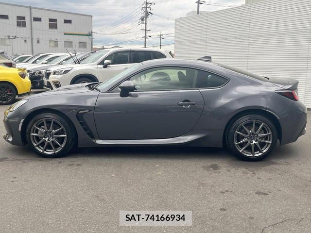 Subaru BRZ 2021-10 8649962-16