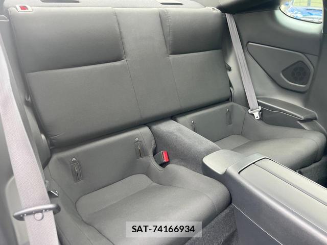 Subaru BRZ 2021-10 8649962-9