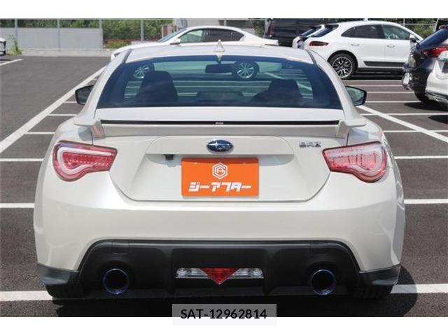 Subaru BRZ 2014-04 8651873-17