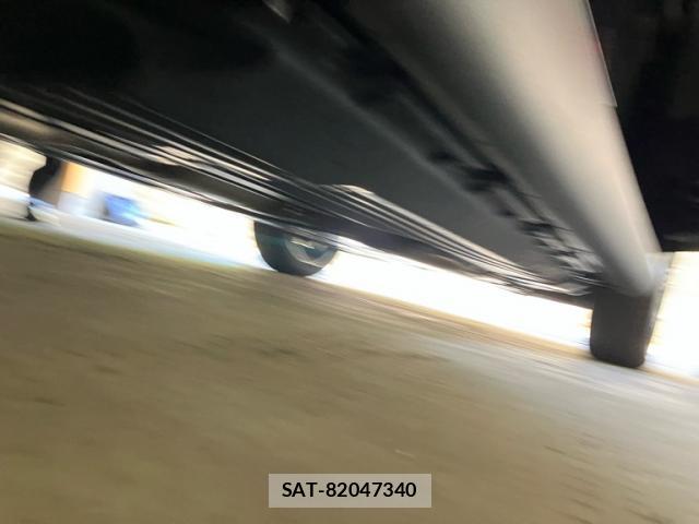 Mercedes Benz C-CLASS 2023-10 8648365-6