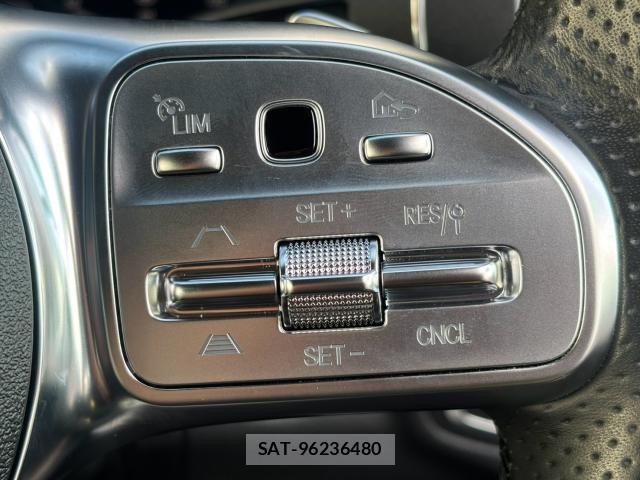 Mercedes Benz C-CLASS 2018-10 8651024-12