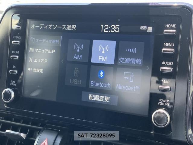 Toyota C-HR 2021-11 8646815-10