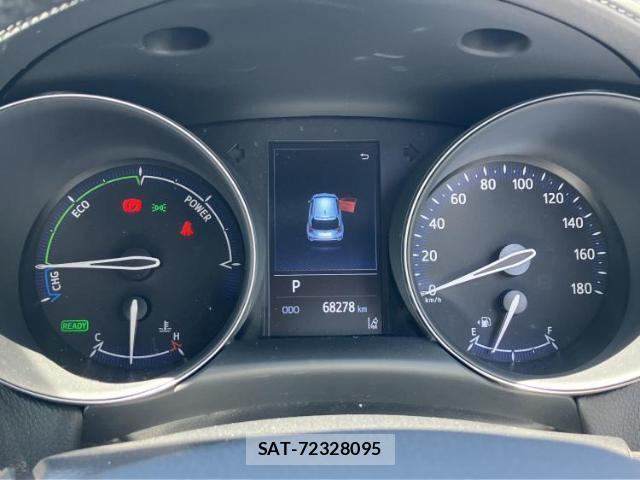 Toyota C-HR 2021-11 8646815-12