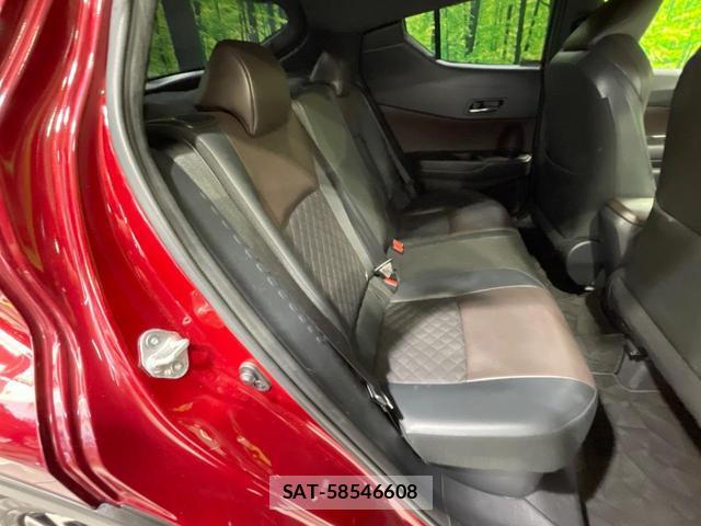 Toyota C-HR 2017-10 8646837-9