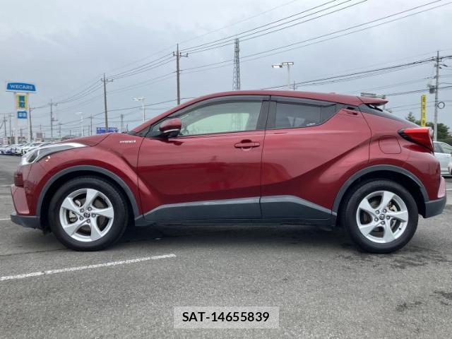 Toyota C-HR 2016-12 8647495-1