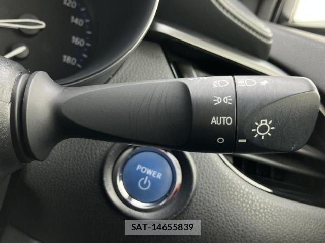 Toyota C-HR 2016-12 8647495-15