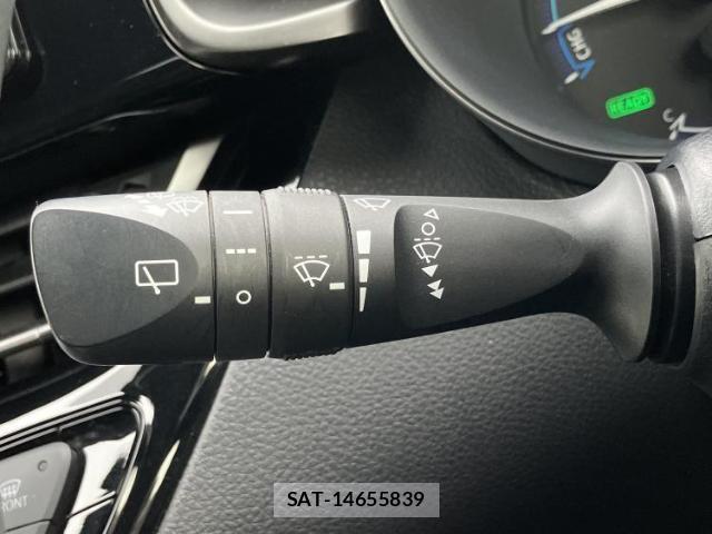 Toyota C-HR 2016-12 8647495-16