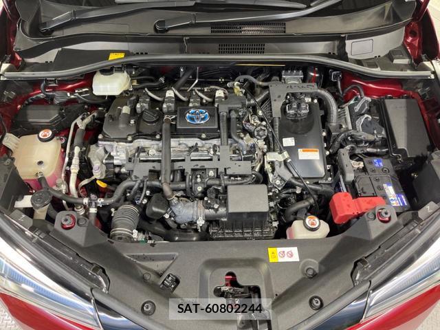 Toyota C-HR 2018-05 8647937-17