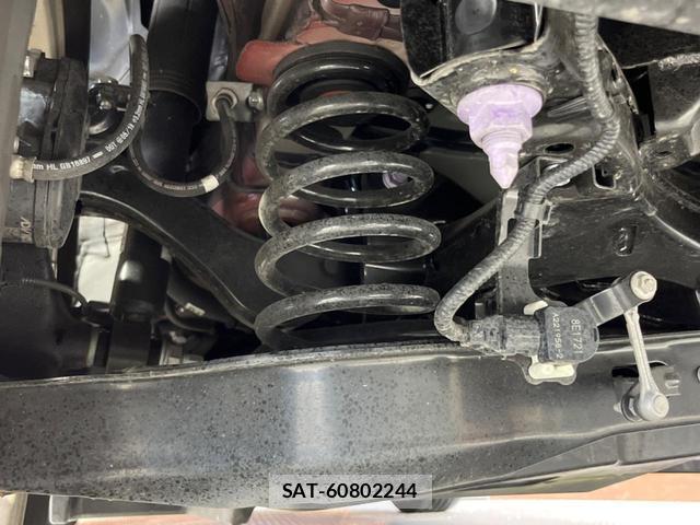 Toyota C-HR 2018-05 8647937-19