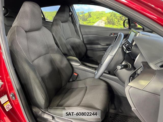 Toyota C-HR 2018-05 8647937-8