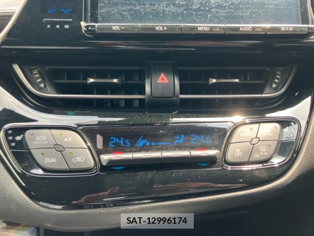 Toyota C-HR 2017-07 8648494-8