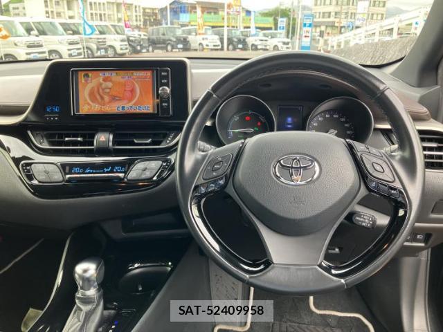 Toyota C-HR 2018-03 8648859-14