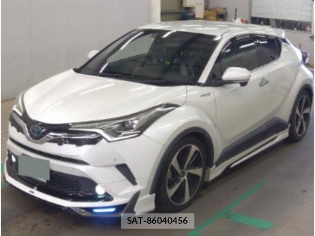 Toyota C-HR 2018-03 8648936-3