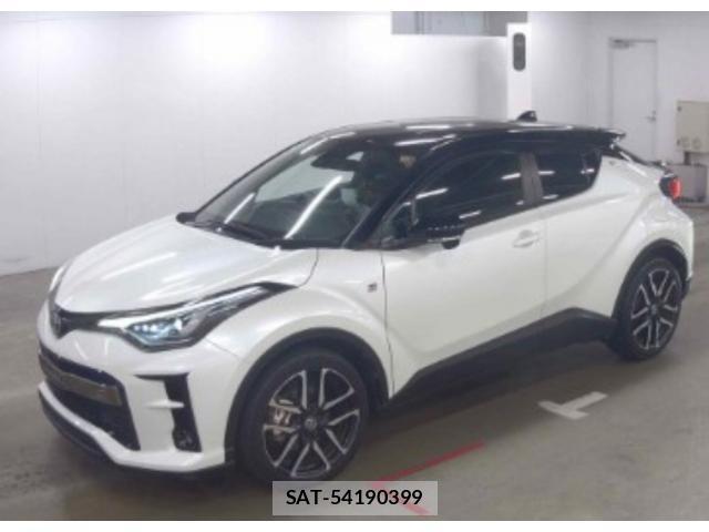 Toyota C-HR 2021-09 8648996-0