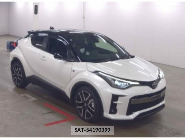Toyota C-HR 2021-09 8648996-3