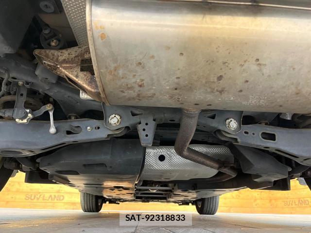 Toyota C-HR 2018-03 8649318-18
