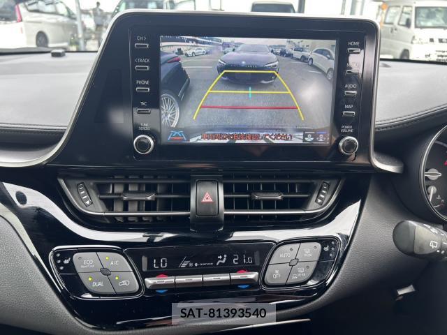 Toyota C-HR 2021-11 8649515-13