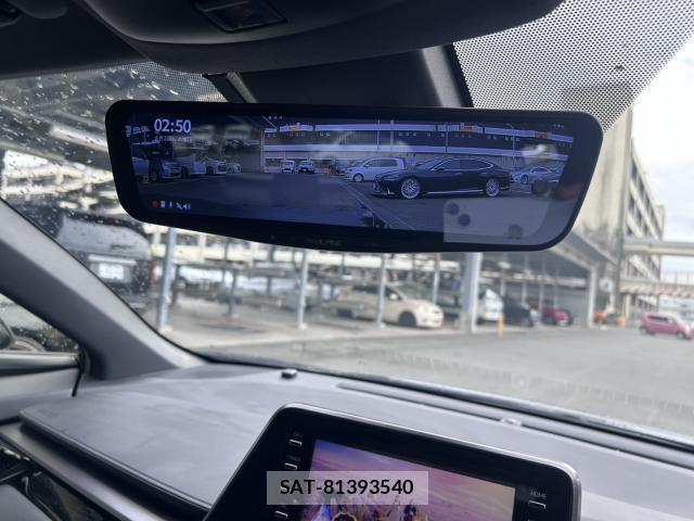 Toyota C-HR 2021-11 8649515-14