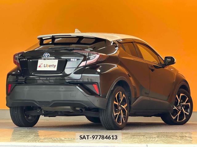 Toyota C-HR 2017-12 8650178-12
