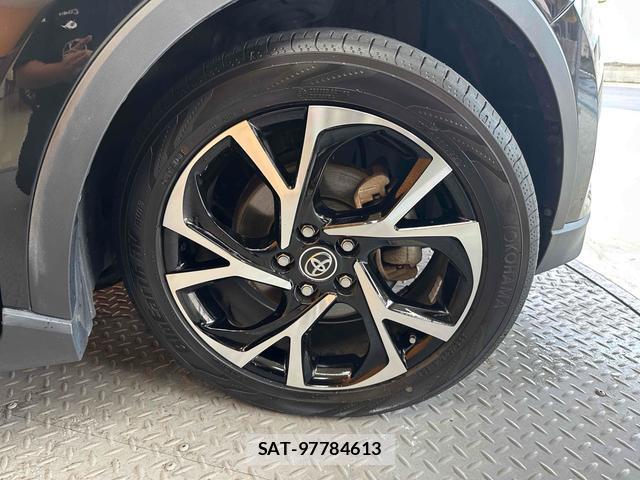 Toyota C-HR 2017-12 8650178-19