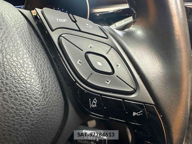Toyota C-HR 2017-12 8650178-5