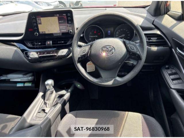 Toyota C-HR 2020-03 8650582-2