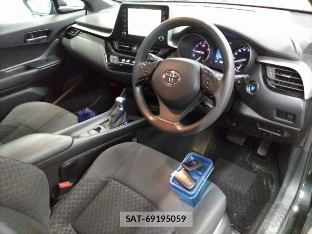 Toyota C-HR 2020-03 8650625-2