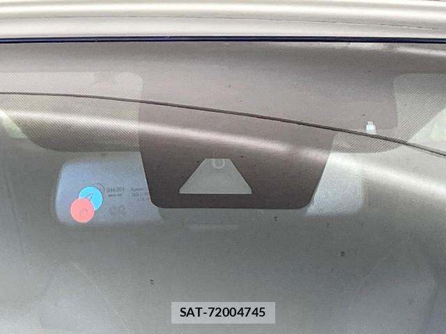 Toyota C-HR 2017-10 8650953-6
