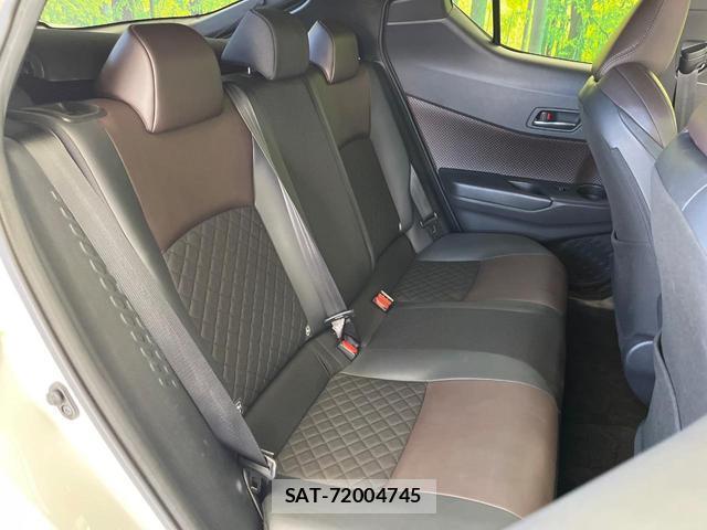 Toyota C-HR 2017-10 8650953-9