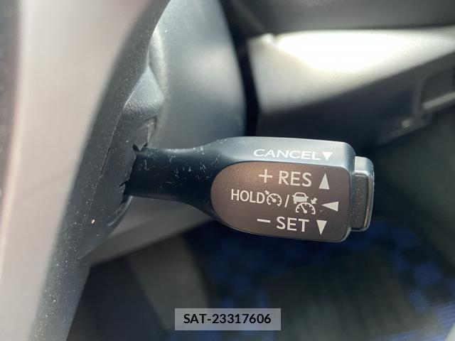 Toyota C-HR 2022-03 8651925-10